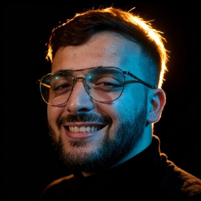Felipe Miranda Lima sorrindo